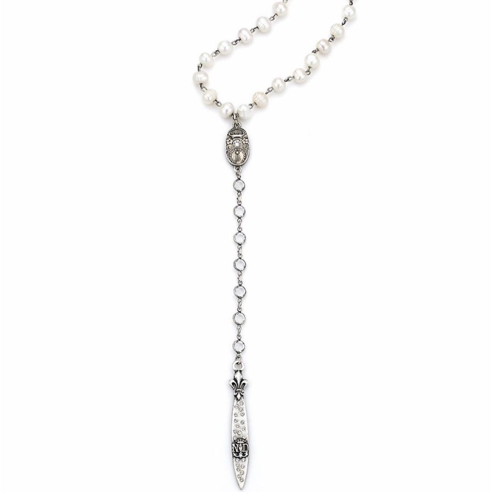 FRENCH KANDE SILVER CRYSTAL NECKLACE